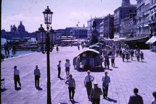 Vintage Dia Film Slide 35mm Promenade Venice Italy  '60s B3/R99