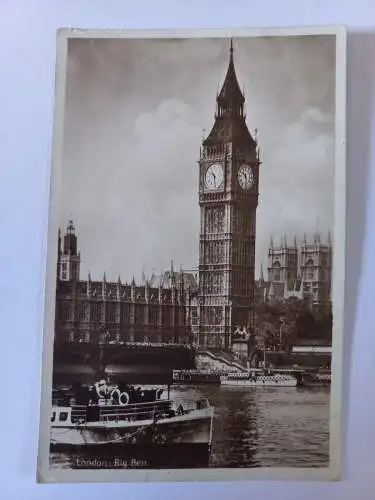 AK Postcard CPA London, Big Ben, Thames- Ship