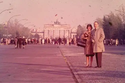 Vintage Dia Film Slide 35mm Brandenburger Tor Berlin '60s B4/L99