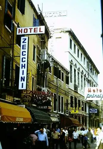 Orig 35mm DIA Slide 15x Italien Venedig Bus Strassenszene Gondola 1978 B13/73-87