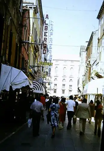 Orig 35mm DIA Slide 15x Italien Venedig Bus Strassenszene Gondola 1978 B13/73-87