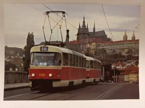 AK Postcard CPA Zwilling-Strassenbahn Tatra Nr 7192 in Prag