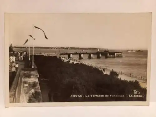 AK Postcard CPA France ROYAN  La Terrasse de Foncilton