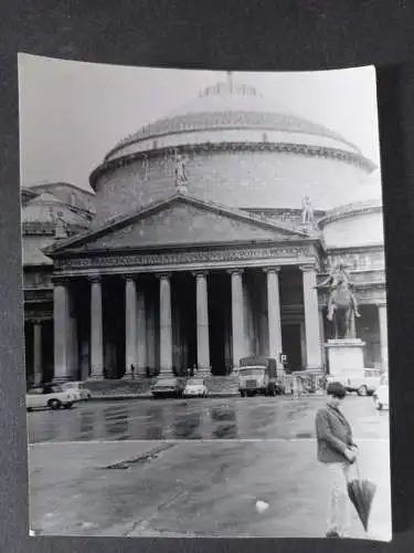 Vintage Foto Italien Napoli San Francesco di Paola Strassenszene 1960s