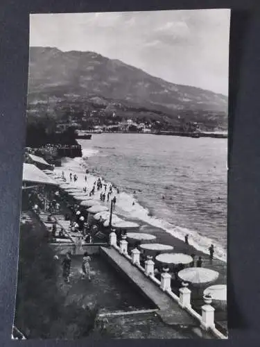 AK Postcard CPA Autonome Republik Krim Yalta Beach
