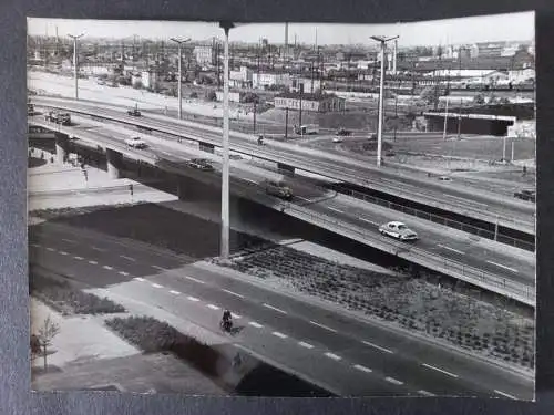 Vintage Foto  DDR Halle/s Autobahn  1960s