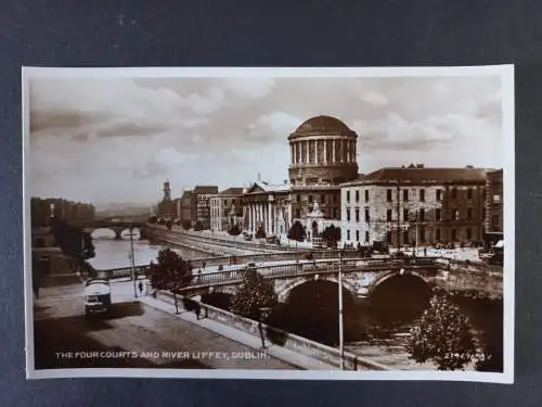 AK Postcard CPA Valentine's Postcards Dublin The Four Courts and River Liffey