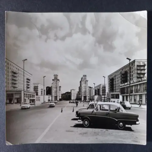 AK Postcard CPA  Deutschland Berlin Karl Marx Allee