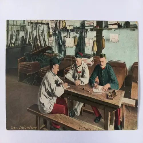 CPA WWI French Postcard La lettre au pays