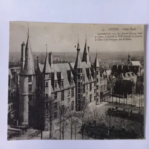 AK Postcard CPA France Nevers  - Palais Ducal