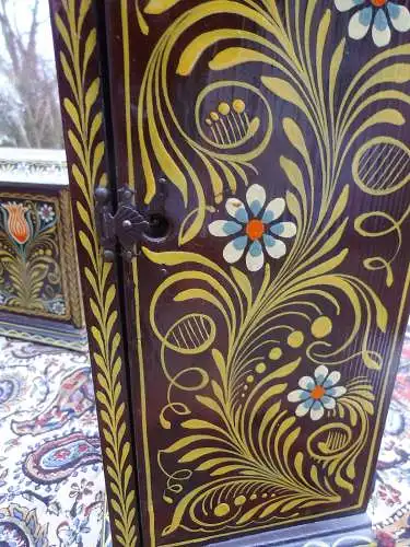 Unikat 2 Arts and Crafts Hängekästchen Schatulle Wandkästchen Wandschränkchen  Handarbeit Holzkästchen Schmuckschatulle Holzkästchen