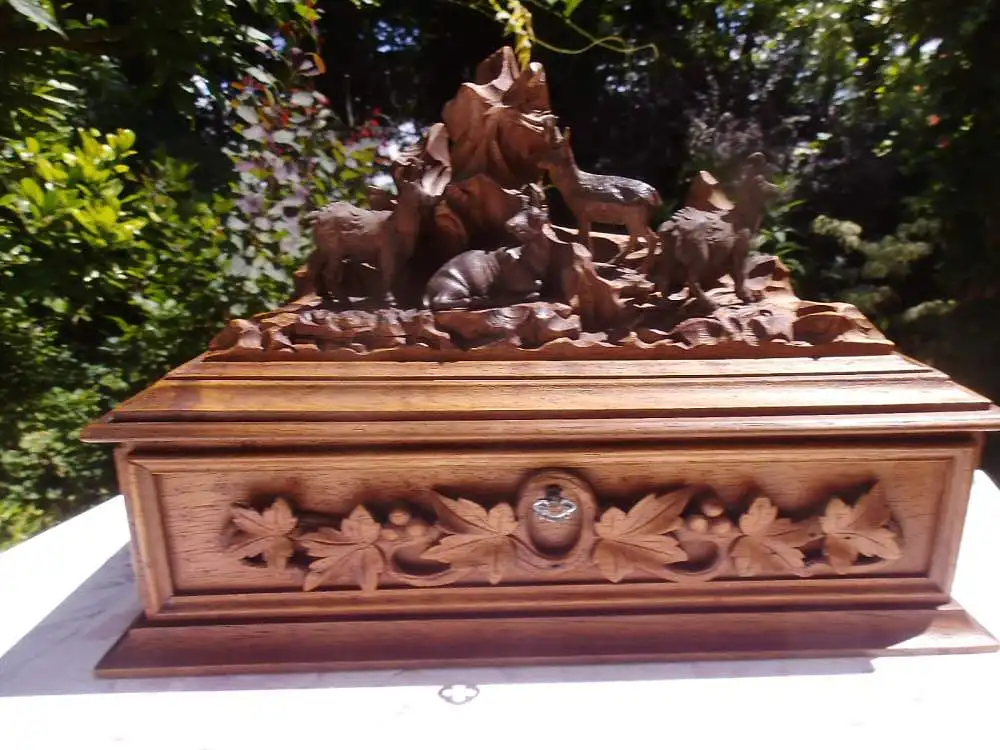 Antik Holzschatulle Schatulle Kassette Kästchen Schmuckkästchen Schnitzerei Unikat Berg Ziegen Fels Holzkiste Eiche Holzbox Dose Deckel  10