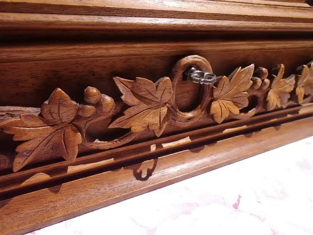 Antik Holzschatulle Schatulle Kassette Kästchen Schmuckkästchen Schnitzerei Unikat Berg Ziegen Fels Holzkiste Eiche Holzbox Dose Deckel  4