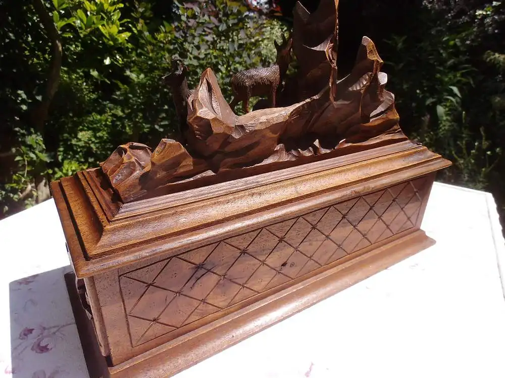 Antik Holzschatulle Schatulle Kassette Kästchen Schmuckkästchen Schnitzerei Unikat Berg Ziegen Fels Holzkiste Eiche Holzbox Dose Deckel  6