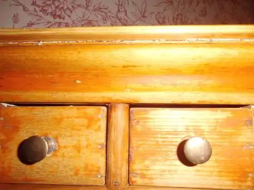 Antik Holzkästchen Schubladenkästchen Holzkästchen Kästchen Gewürzkästchen Modellkommode Kommode Minikommode Landhaus Cottage Bauernhaus 