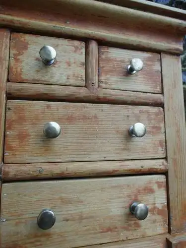 Antik Holzkästchen Schubladenkästchen Holzkästchen Kästchen Gewürzkästchen Modellkommode Kommode Minikommode Landhaus Cottage Bauernhaus 