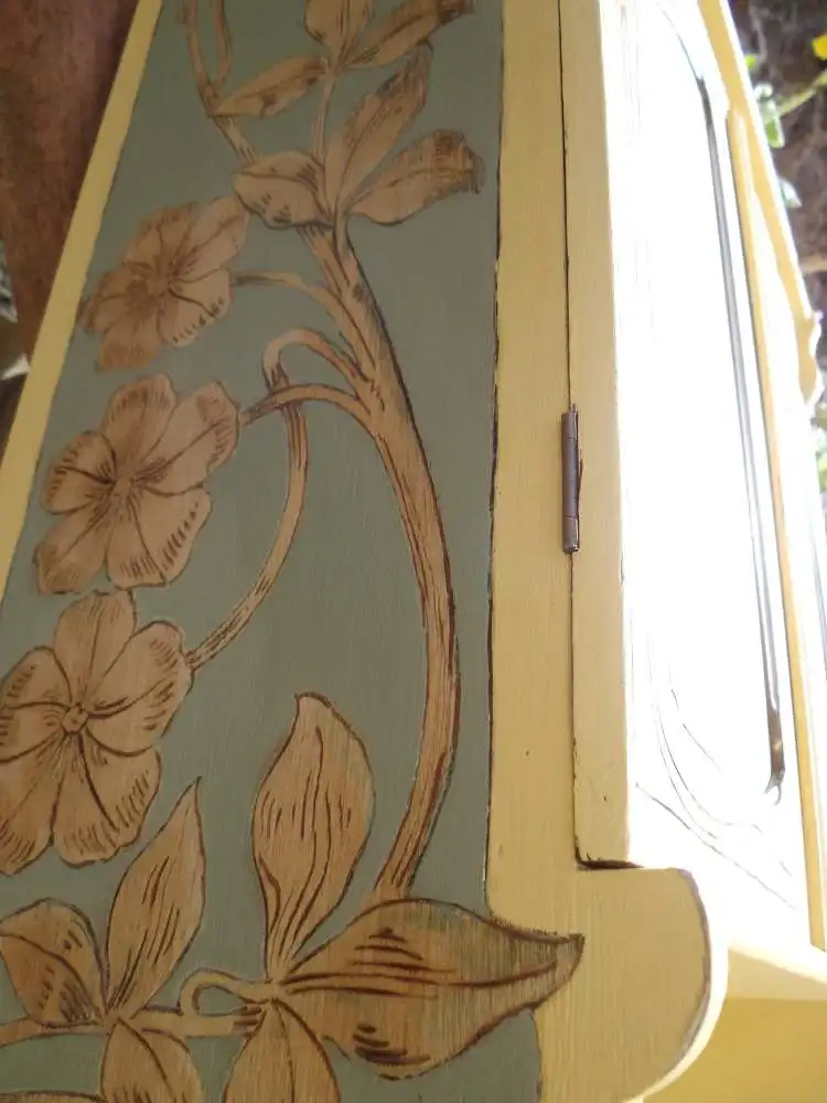 Antik Jugendstil Wandschränkchen Hängeschränkchen Schränkchen Apothekerschränkchen Brandmalerei Floral Wandkästchen Hängekästchen Blumen 14