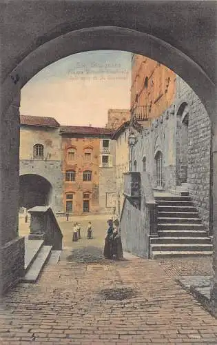 A011 Italien San Gimignano Piazza Vittorio Emanuele dall arco S Giovanni Postkarte