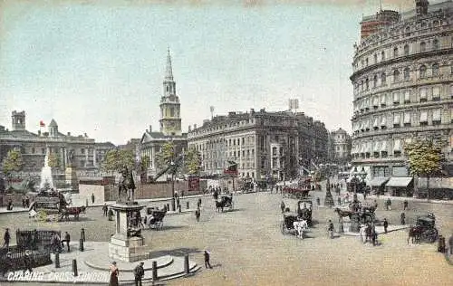 A033 England London Charing Cross Autos Kutschen Statue Vintage Postkarte