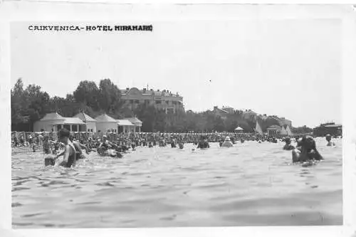 Kroatien 1935 Crikvenica Hotel Miramare Menschen Baden Meer RPPC Vintage Postkarte