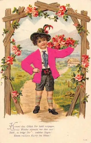 L224 Grüße Junge mit Seidenmantel Rosen Blumen geprägt Vintage Postkarte