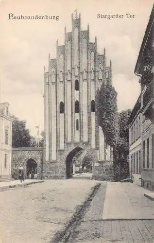 Deutschland Neubrandenburg i M Stargarder Tor Postkarte