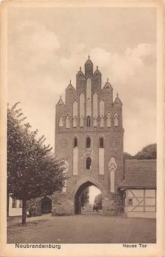 Deutschland Neubrandenburg i Meckl Neues Tor Neues Tor Postkarte
