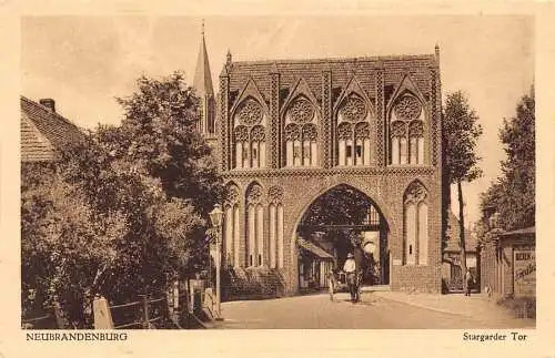 Deutschland Neubrandenburg Stargarder Tor Tor Kutsche Vintage Postkarte