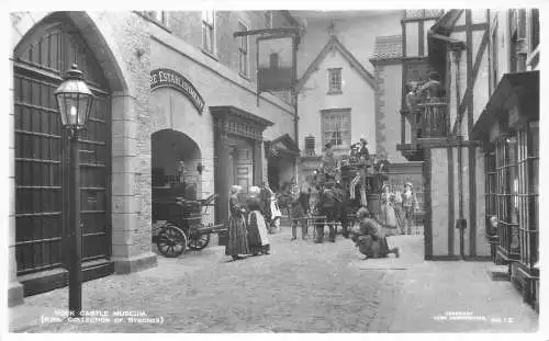 England York Castle Museum Establishment RPPC Vintage Postkarte