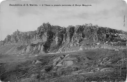 San Marino Il Titano e piccolo panorama di Borgo Maggiore Vintage Postkarte