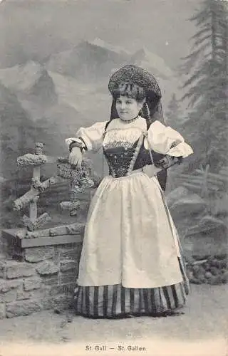Schweiz Volksfrau in Tracht von St. Gallen Vintage Postkarte