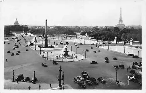 A676 Frankreich Paris 1952 Place de Concorde Autos RPPC Vintage Postkarte