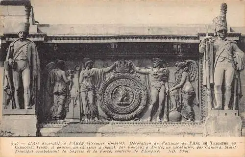 A682 Frankreich L'Art Dekoratif Paris Triumphbogen Skulpturen Vintage Postkarte
