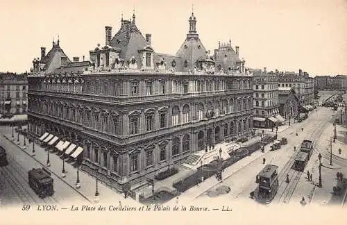 Frankreich Lyon Place des Cordeliers et Palais de la Bourse Straßenbahnen Vintage Postkarte