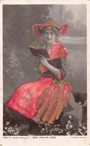 A706 Edwardianische britische Schauspielerin Sängerin Miss Phyllis wagt es zu lesen 1906 Postkarte