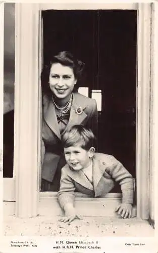 Postkarte A731 Britischer Königsprinz (König) Charles und Queen Elizabeth II