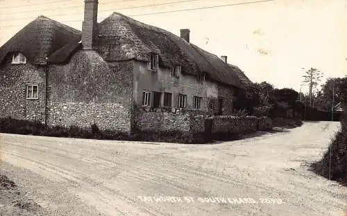 L481 England The Worth St South Chard Somerset RPPC Postkarte
