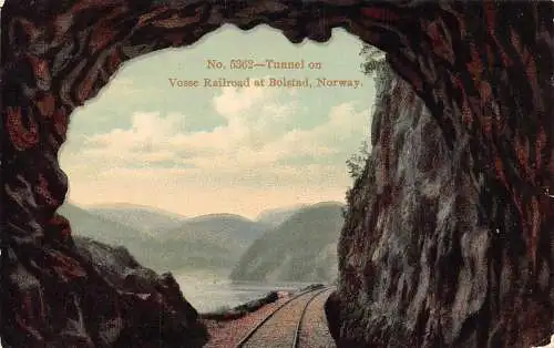 A752 Norwegen Tunnel auf Vosse Eisenbahn bei Bolstad Vintage Postkarte