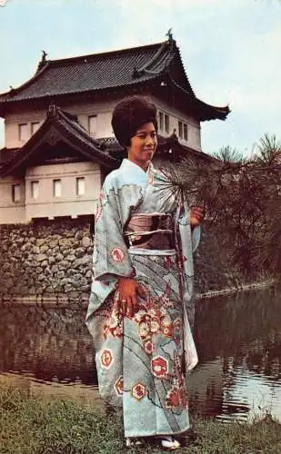 A758 Japan Trachten Kimono Frau Ethno Geisha Vintage Postkarte