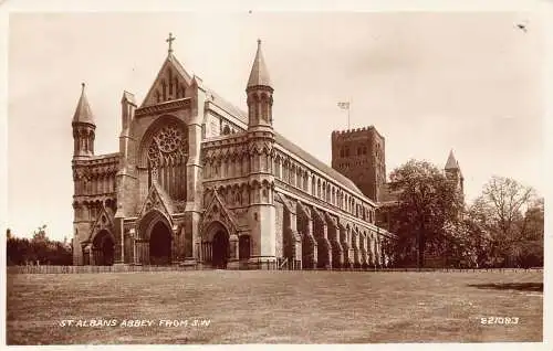 L241 England St Albans Abbey aus SW Vintage Postkarte