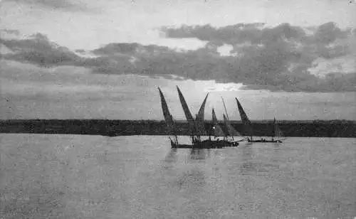 A764 Ägypten Luxor Sonnenuntergang des Nils Segelboote Vintage Postkarte