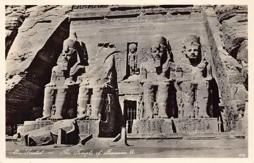 A765 Ägypten Abu Simbel Tempel von Ramses II RPPC Vintage Postkarte