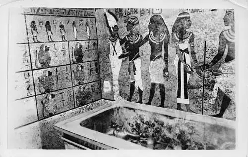 A765 Ägypten Theben Tut Ankh Amen Vorangegangen von Göttern Osiris RPPC Vintage Postkarte