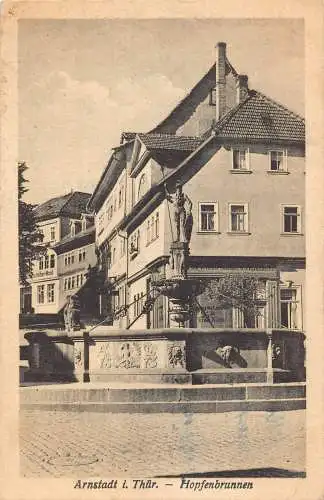 L050 Deutschland Arnstadt Hopfenbrunnen Statue Vintage Postkarte