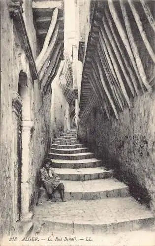 L391 Algerien Algeirs La Rue Benali Treppe Straße Junge Vintage Postkarte