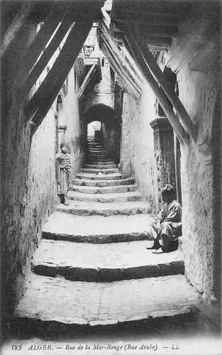 L391 Algerien Algeirs Rue de la Mer Rouge Rue Arabe Treppe Straße Junge Postkarte