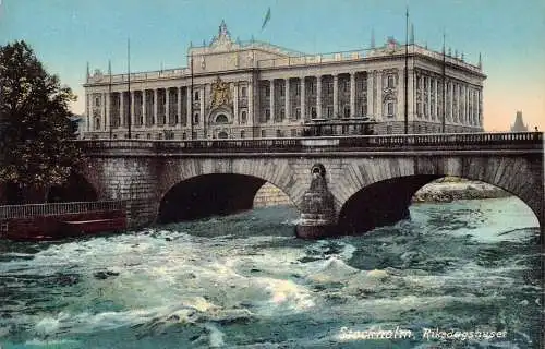 A001 Schweden Stockholm Riksdagshuset Brücke Vintage Postkarte