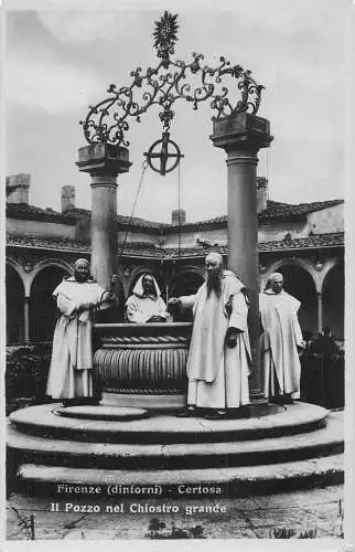 A803 Italien Firenze Florenz Certosa Il Pozzo nel Chiostro Grande Monks Postkarte