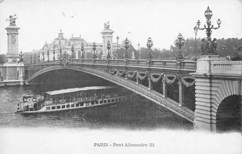 A817 Frankreich Paris Pont Alexandre III Brücke Boot Vintage Postkarte