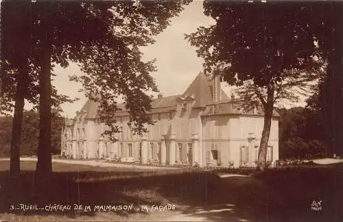 A818 Frankreich Rueil Chateau de la Malmaison Fassade Schloss RPPC Vintage Postkarte